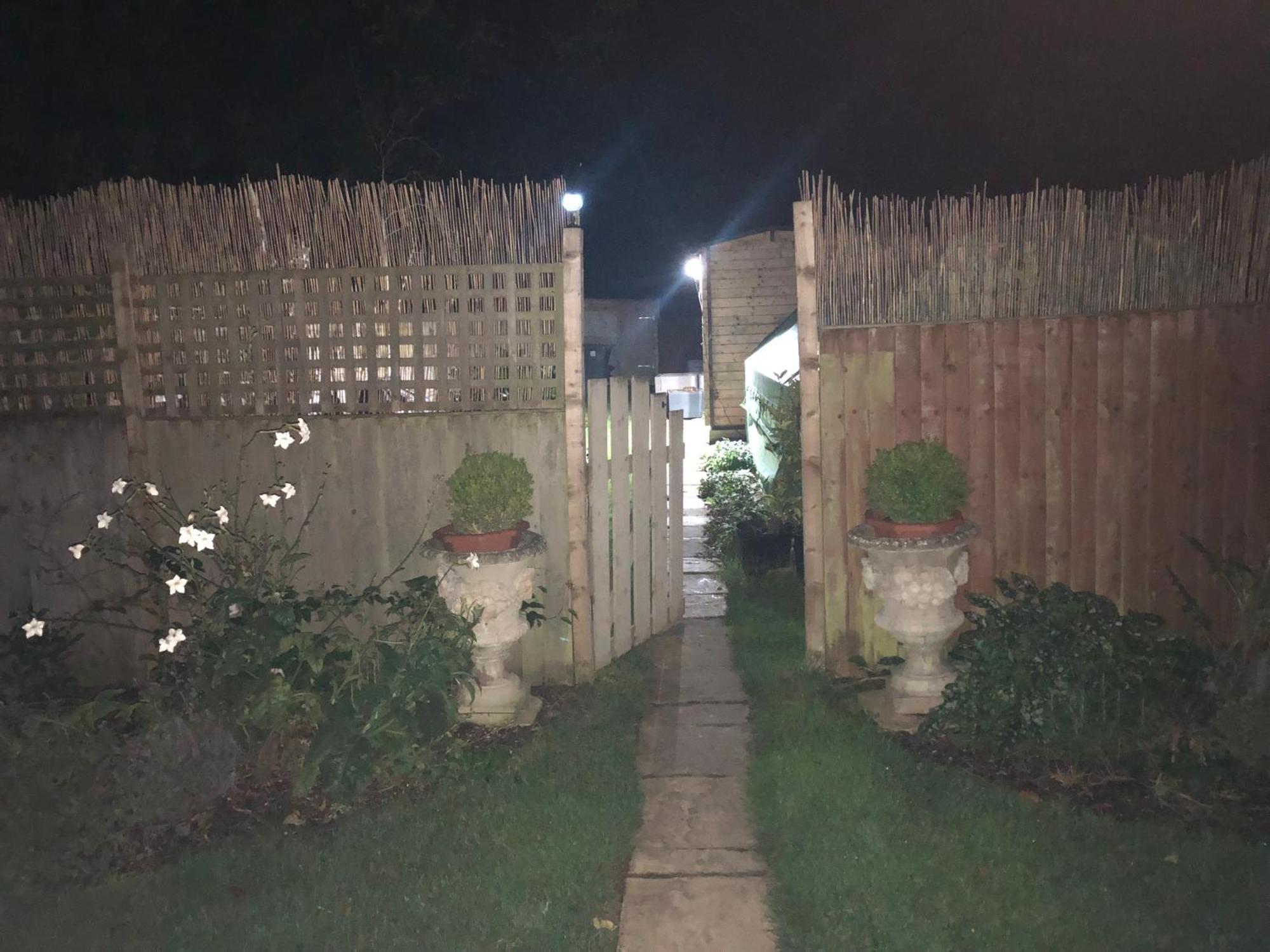 Cosy Garden Log Cabin Salisbury Dış mekan fotoğraf